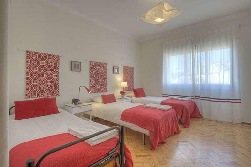 Santa Apolonia 7d - 6 Bedrooms Apartment Lisbon